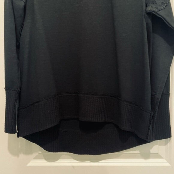 Knox Rose Black Pullover Lace Shoulder Detail High/Low Hem Women's Sz. XS - Picture 5 of 11